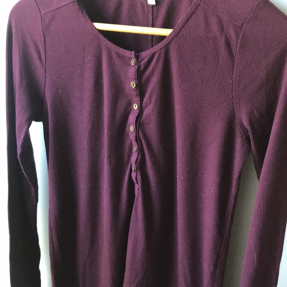 Kismet maroon Henley long sleeve ladies xs - Picture 3 of 4